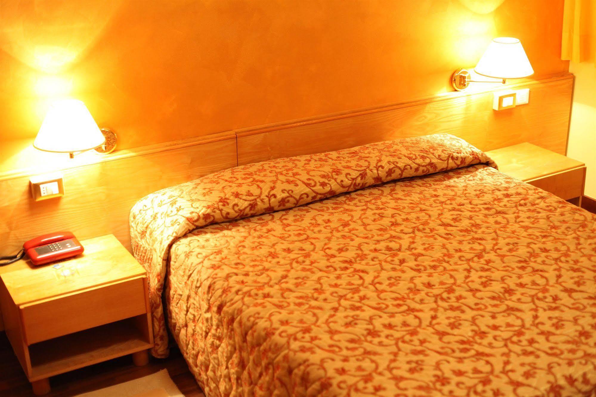 Hotel Anxanum Lanciano Kültér fotó